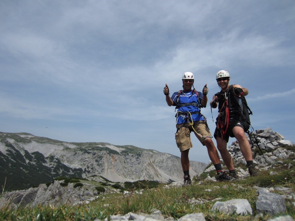 Is Base Mountain Sports’ Retail Store Genuine And Trustworthy?